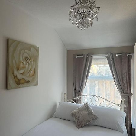 Stay At 25 Blackpool Bagian luar foto