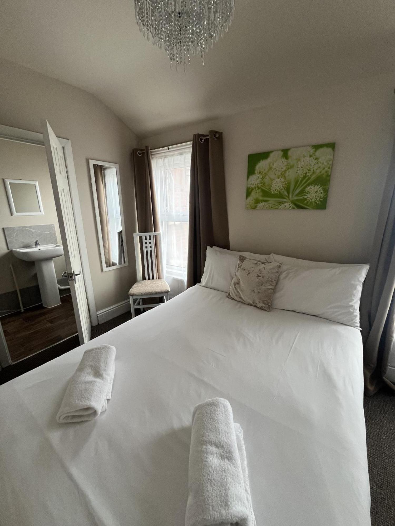 Stay At 25 Blackpool Bagian luar foto