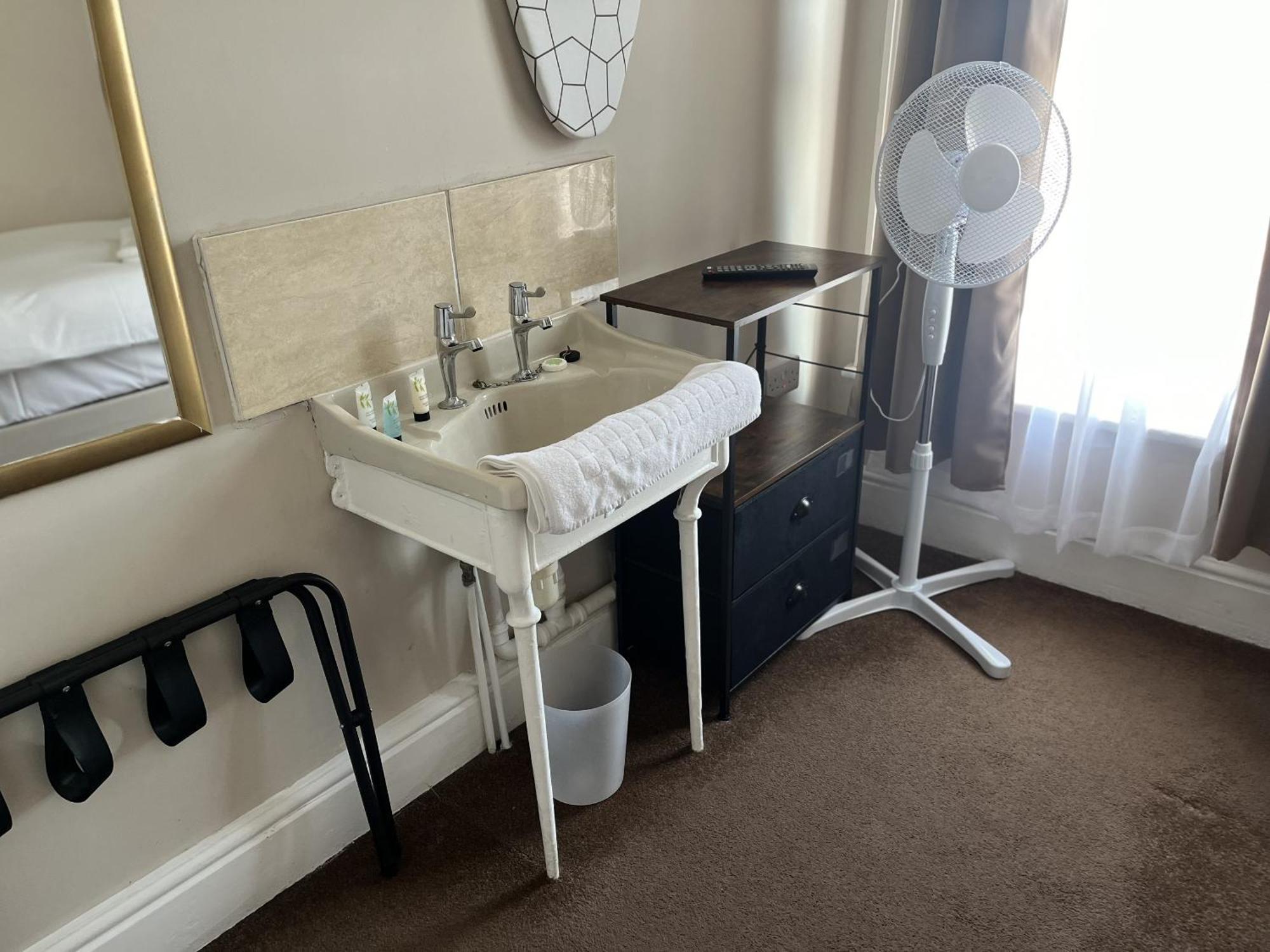 Stay At 25 Blackpool Bagian luar foto