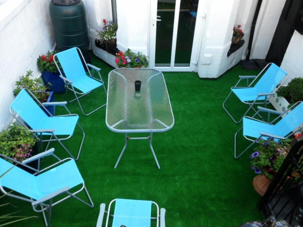 Stay At 25 Blackpool Bagian luar foto